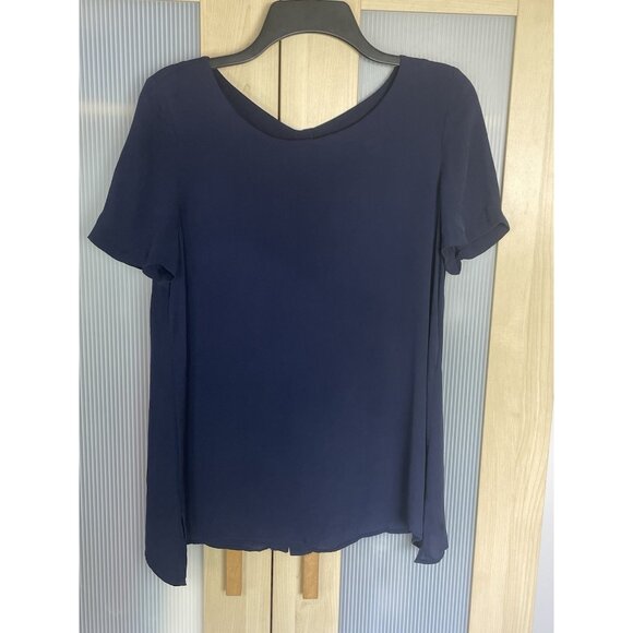 Diane Von Furstenberg Women's Navy Flutter Sleeve Silk Top Sz 8 Party Career DVF - Picture 2 of 8